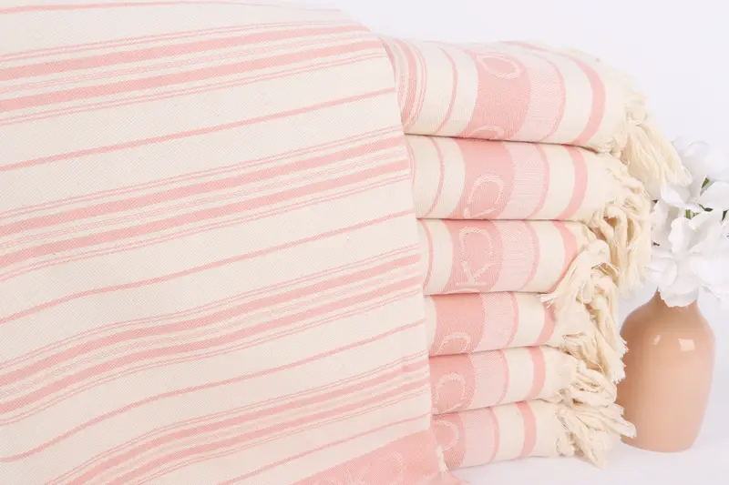 İşlemeli Plaj Havlusu Türk Pamuk Açık Pembe Çizgili, 40x71 İnç