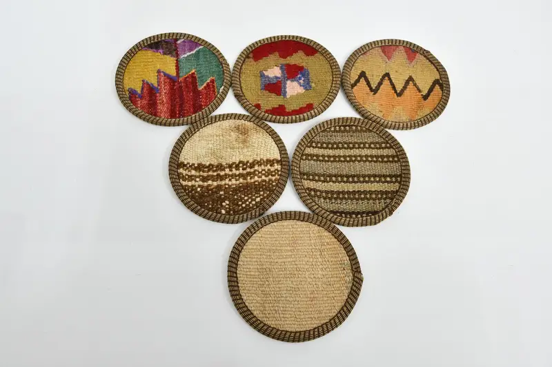 ボヘミアンベージュとオレンジのラウンドコースター、ユニークなボヘミアンコースター