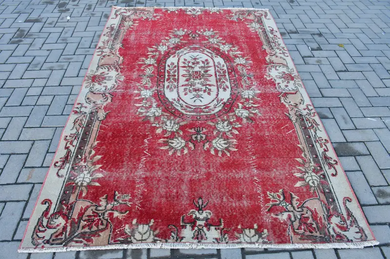 Vintage 5.2x7.9 ft Halı, Oushak Türk Halısı, Kırmızı İkat Yün Halı - 1
