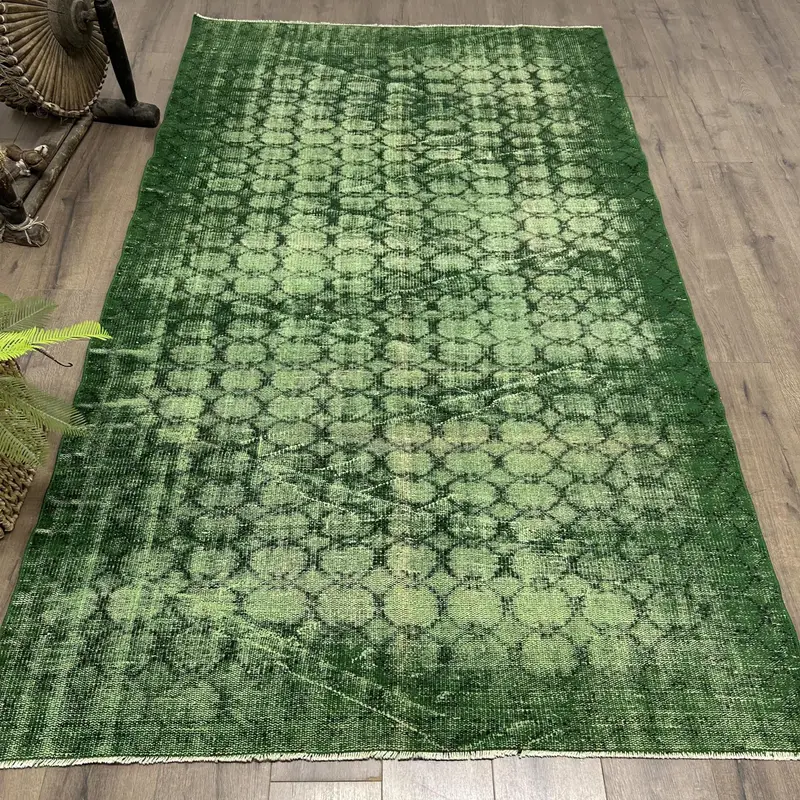 5x8 ft Green Rug with Black Stripes, Unique Geometric Design