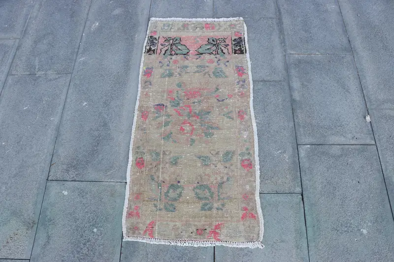 Vintage Turkish Rug, 1.4x3.1 ft Oushak Rug, Red Blue Patchwork Wool Rug - 1