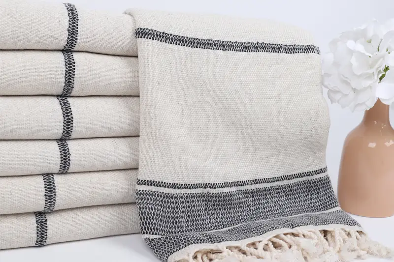 Wedding Gift, Employee Gifts, Sand-resistant Turkish towel for the beach, 70x36 Linen Striped Towel, Beach towel, Travel towel, Beach Size Towel - 2