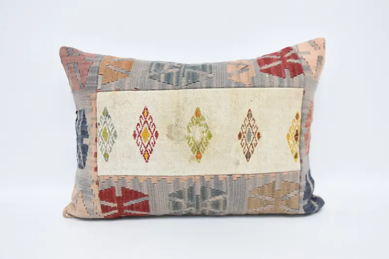 Throw White Pillow Sham, Gift 20x28 inch Pillow, Hostess Gift Geometric Pillow Case - 1