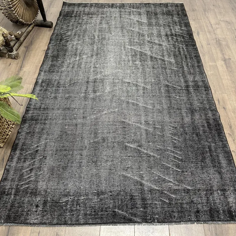 エレガントなブラック&ベージュのモロッコ風ラグ、4.9x8.6フィートのシックな装飾