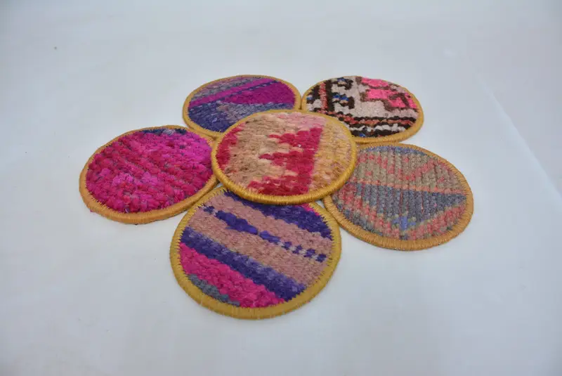 滑り止めレザーファブリックコースター、ピンクとブロンズのキッチン装飾コースター