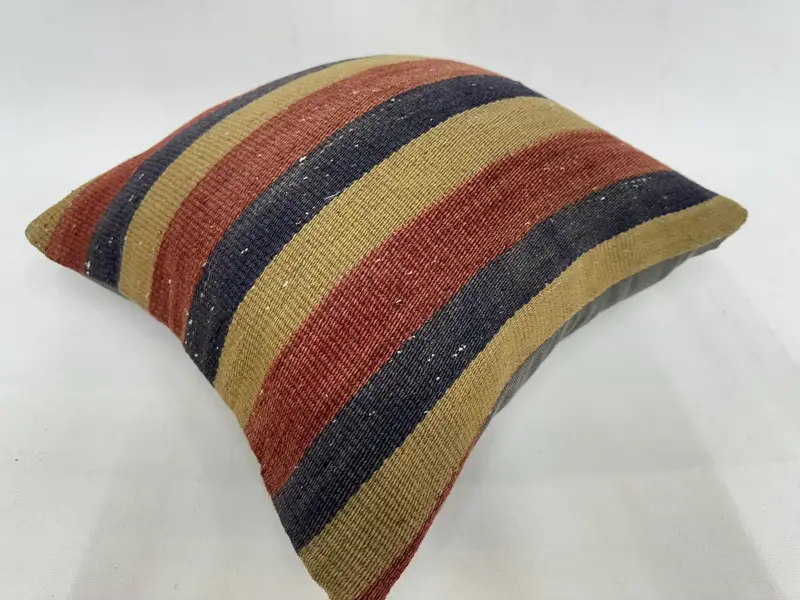 Yoga Pillow Sham, Ethnical Kilim Rug Pillow, Cushion Cover, Custom Pillow Sham, Kilim Pillow Cover, 18x18 Red Pillow, Vintage Kilim Throw Pillow - 6