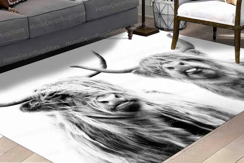 Moderner bedruckter Teppich mit schottischer Hochlandkuh – Bauernhaus-Eleganz