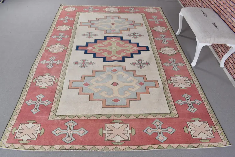 Zarif Bej ve Kırmızı Çiçekli Halı, 0,6x10,3 ft Şık Dekor