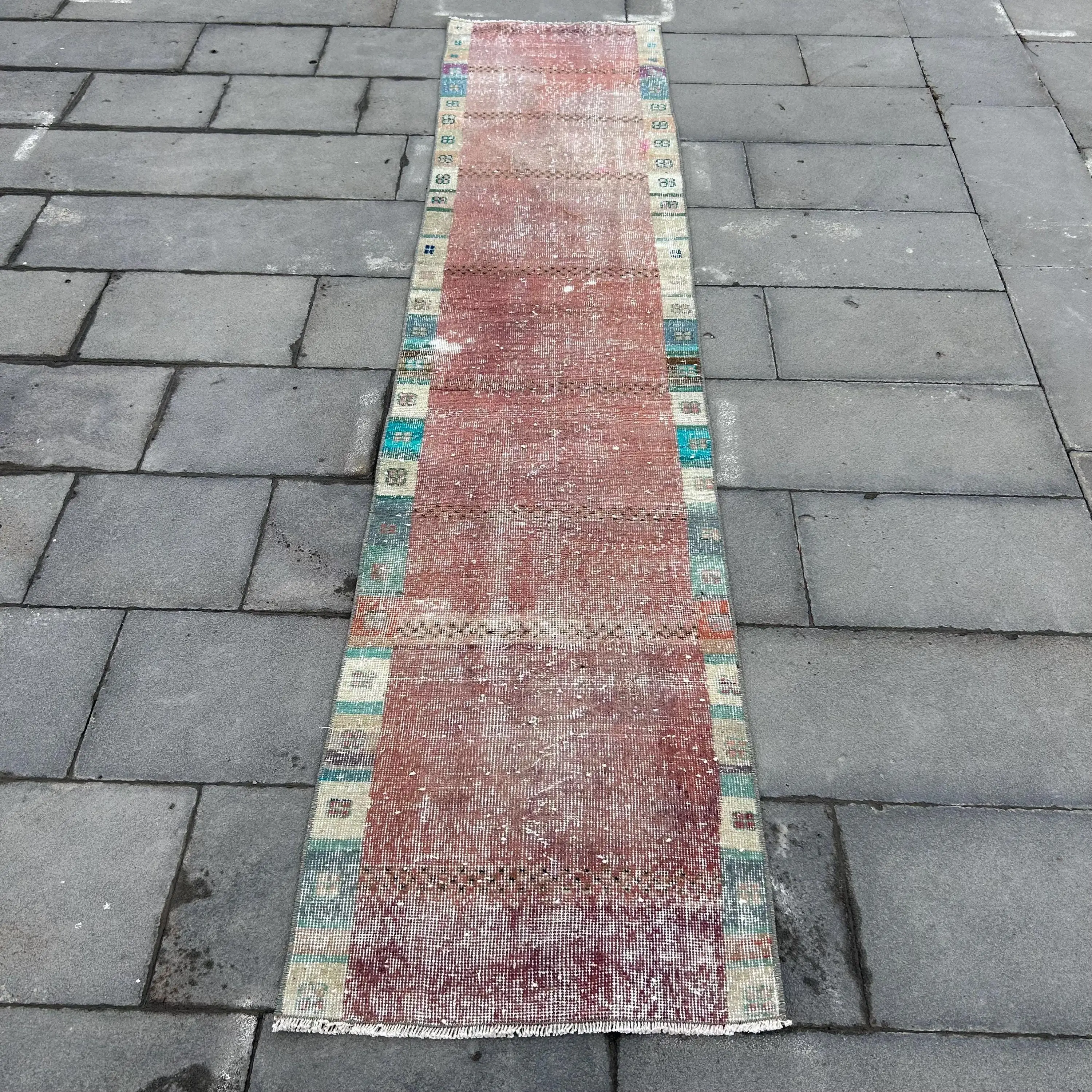 2x9.1 ft Rug, Vintage Turkish Rug, Red Ombré Rug - 1