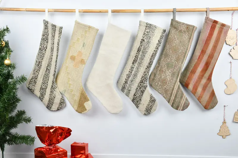 Patrón de adornos navideños, calcetín de dulces de 8 pulgadas de ancho