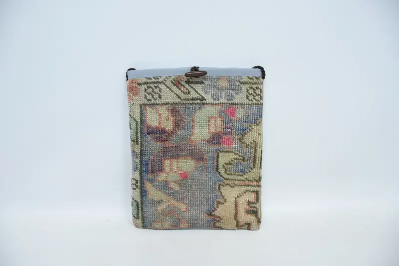 ヴィンテージモチーフのアールデコウールショルダーバッグ、キリムバッグ