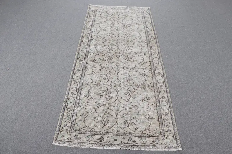 Vintage 3x6.9 ft Rug, Oushak Turkish Rug, Gray Plants & trees Wool Rug - 1