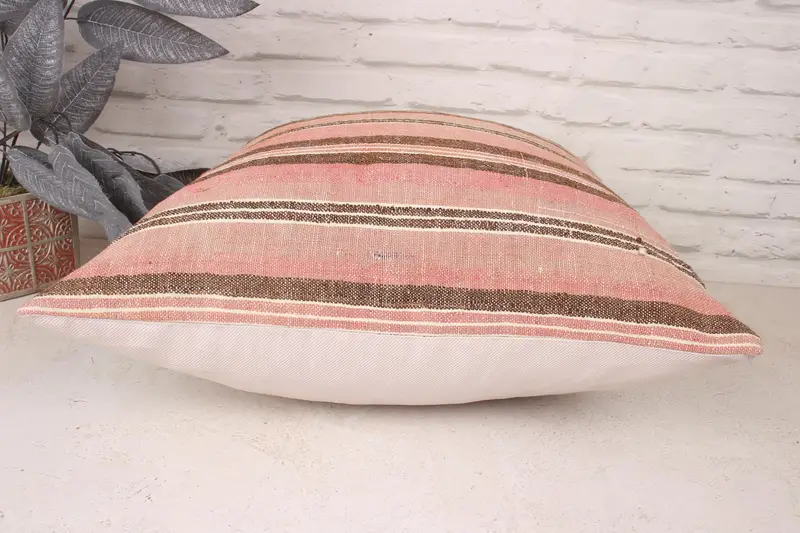 20x20 Pink Pillow, Vintage Kilim Throw Pillow, Pillow Sham, Tapestry Pillow Sham, Kilim Pillow, Muted Pillow, Handmade Kilim Cushion - 5