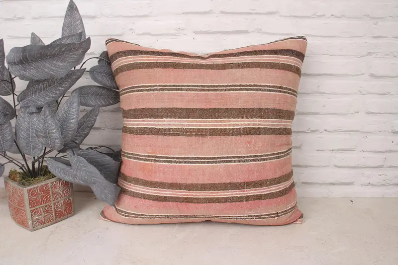 20x20 Pink Pillow, Vintage Kilim Throw Pillow, Pillow Sham, Tapestry Pillow Sham, Kilim Pillow, Muted Pillow, Handmade Kilim Cushion - 1