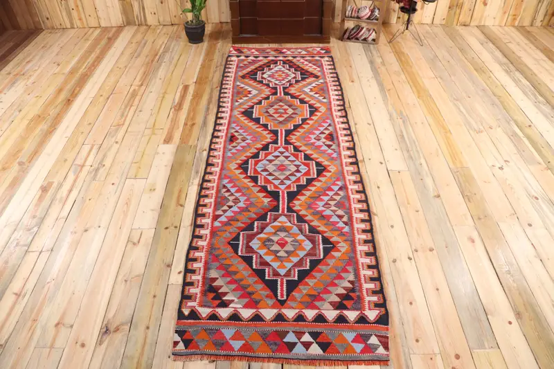 Vintage Türk Halısı, 3.2x10.3 ft Runner Halı, Kırmızı Mavi Bordürlü Yün Halı - 1