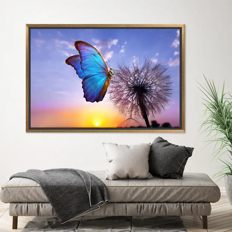 Leinwand mit verzaubertem Sonnenuntergang und Schmetterlingen: Entfesselte Schönheit der Natur