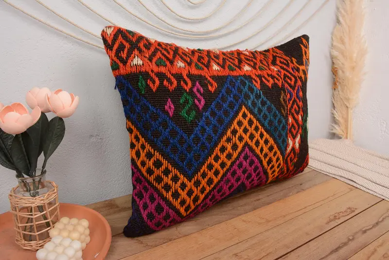 Geometrisches Wurfkissen in Orange und Bronze, Kissen aus Leinen und Wolle