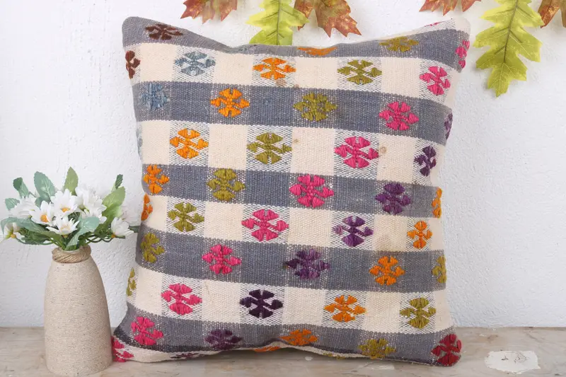 Interior Designer Pillow, Bright Cushion, Accent Throw Pillow Case, Vintage Pillow, 16x16 White Pillow Sham, Boho Pillow, Pillow Case - 2