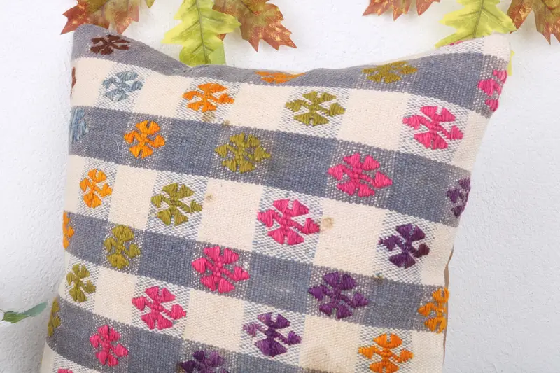 Interior Designer Pillow, Bright Cushion, Accent Throw Pillow Case, Vintage Pillow, 16x16 White Pillow Sham, Boho Pillow, Pillow Case - 5