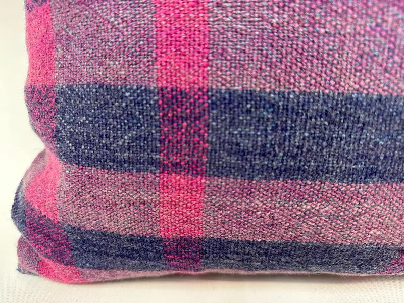 Authentic Cushion, Cushion Case, Vintage Kilim Pillow, Handmade Kilim Cushion, Ethnical Kilim Rug Pillow, 18x18 Purple Cushion Case - 2