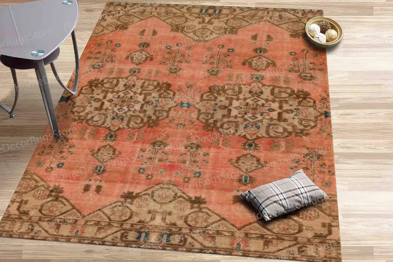 Brauner Teppich mit geometrischem Muster – Azteken-, Navajo-, orientalisches Design