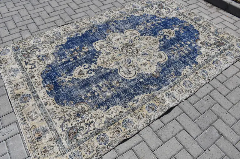 5x7.6 ft Turkish Rug, Vintage Area Rug, Blue White Ikat Rug - 1