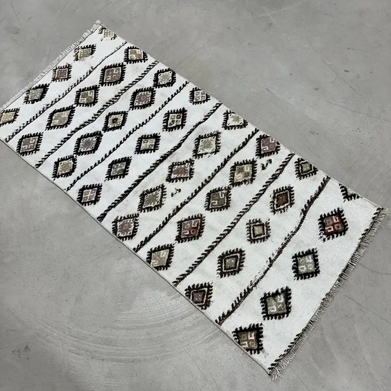 1.6x3.4 ft Rug, Small Vintage Rug, White Kilim Animal Print Rug - 1
