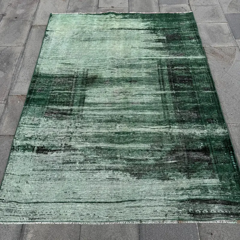 グリーン & パープル アニマルプリント ラグ 4.5x6フィート シックな装飾