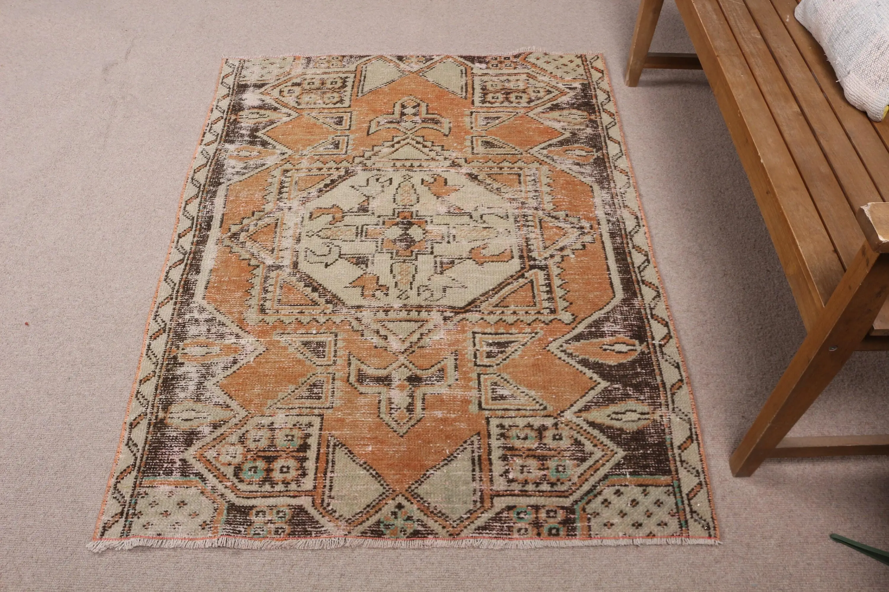 Vintage Türk Vurgulu Halı 3,6x4,8 ft (109x145 cm), Kahverengi Kamuflaj Halı - 1