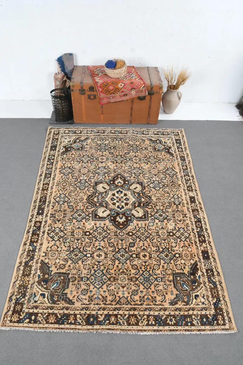 Vintage-Teppich 4,9 x 7,1 Fuß, türkischer Wollteppich mit braunem Tarnmuster - 1