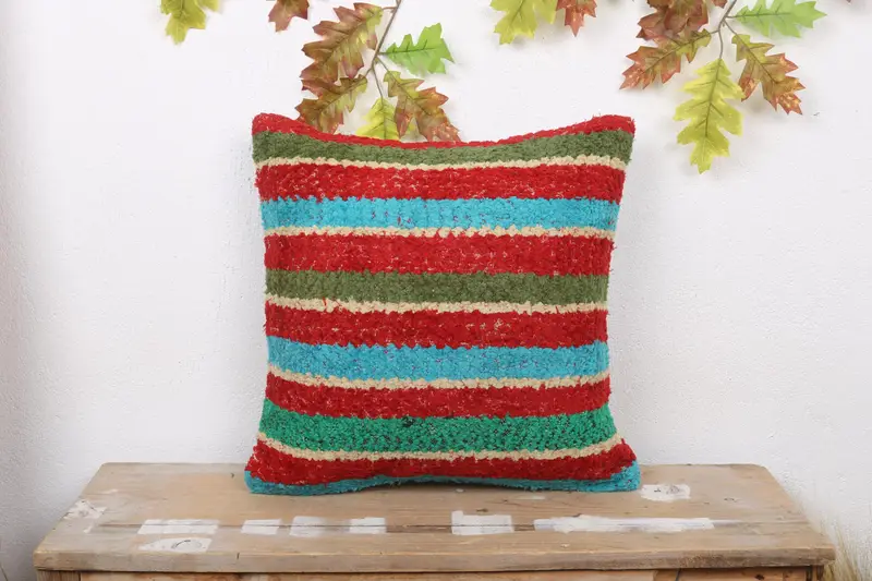 Rot-grün gestreiftes Wurfkissen, 18x18 besticktes Kissen