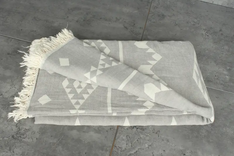 Personalized Gifts, Throw Blanket Couch, Bachelor Gifts, Custom Shower Curtain, 70x60 Cotton Geometric Towel, Woven Blanket, Decorative Bedspread - 4
