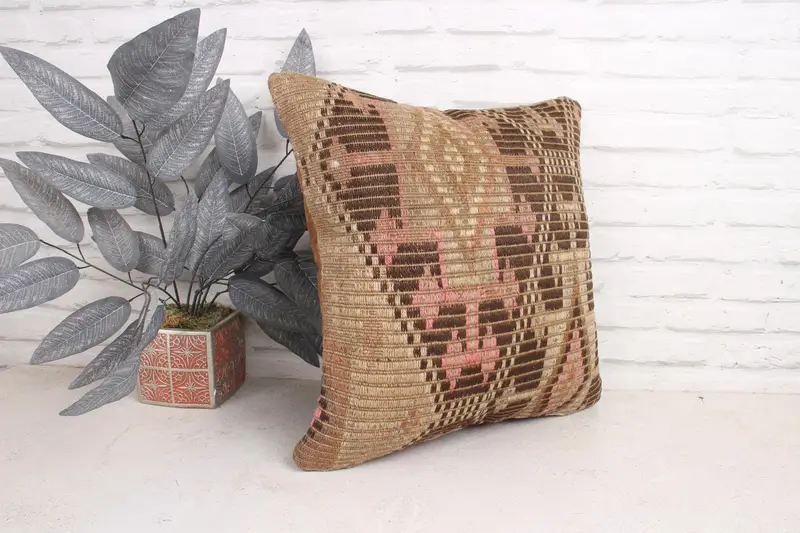 Interior Designer Pillow, 18x18 Pink Pillow Cover, Southwestern Pillow, Cushion Case, Handwoven Pillow Case, Pillow for Couch, Turkish Kilim Pillow - 3
