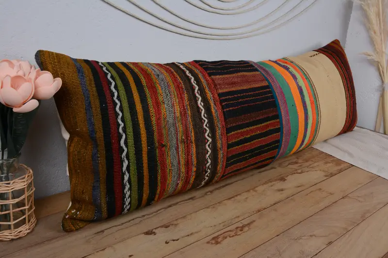 Rot-grünes Patchwork-Wurfkissen, handgefertigtes besticktes Kissen