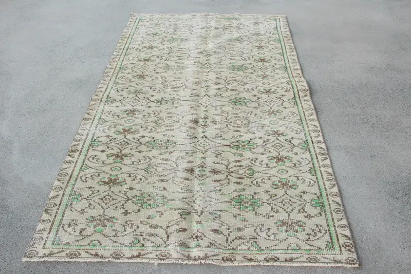 Alfombra vintage turca 4,1x7,2 pies (126x220 cm), alfombra de lana verde Oushak - 1