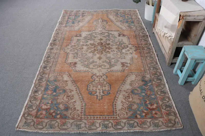 Orangefarbener Ombré-Teppich, 4,6 x 7,6 Fuß, Beige-Akzent