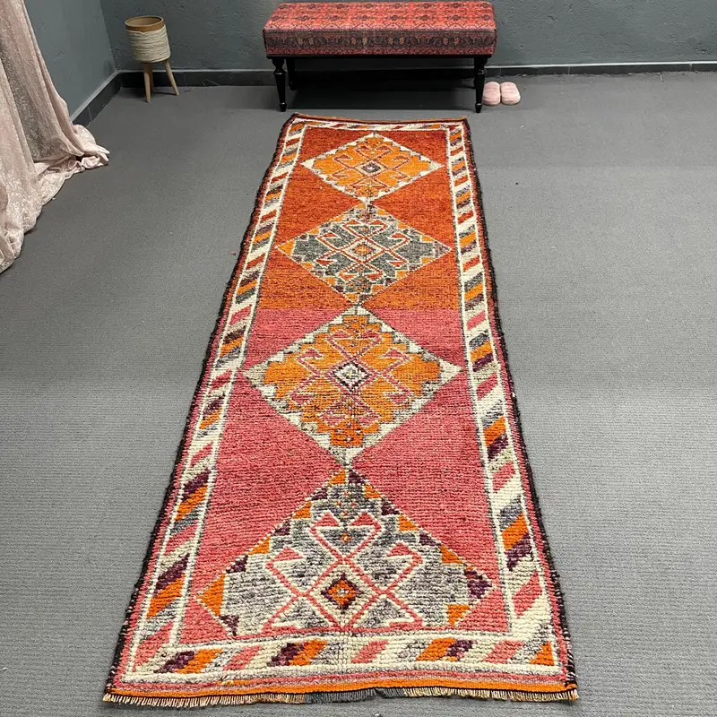 Vintage Herki Runner Rug 3.3x10.4 ft (100x318 cm), Turkish Red Patchwork Wool Rug - 1
