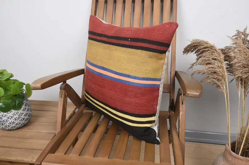 Living Room Throw Pillow Case, Aesthetic Pillow Case, Throw Kilim Pillow, Vintage Kilim Throw Pillow, Pillow, Gift Pillow, 20x20 Red Cushion - 3