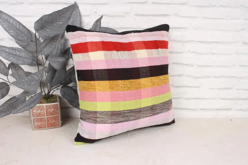 18x18 Pink Cushion Case, Kilim Pillow Cover, Ethnical Kilim Rug Pillow, Pillow Cover, Vintage Kilim Throw Pillow, Boho Throw Pillow Case - 3