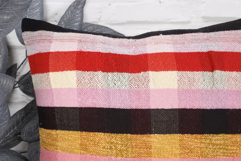 18x18 Pink Cushion Case, Kilim Pillow Cover, Ethnical Kilim Rug Pillow, Pillow Cover, Vintage Kilim Throw Pillow, Boho Throw Pillow Case - 2