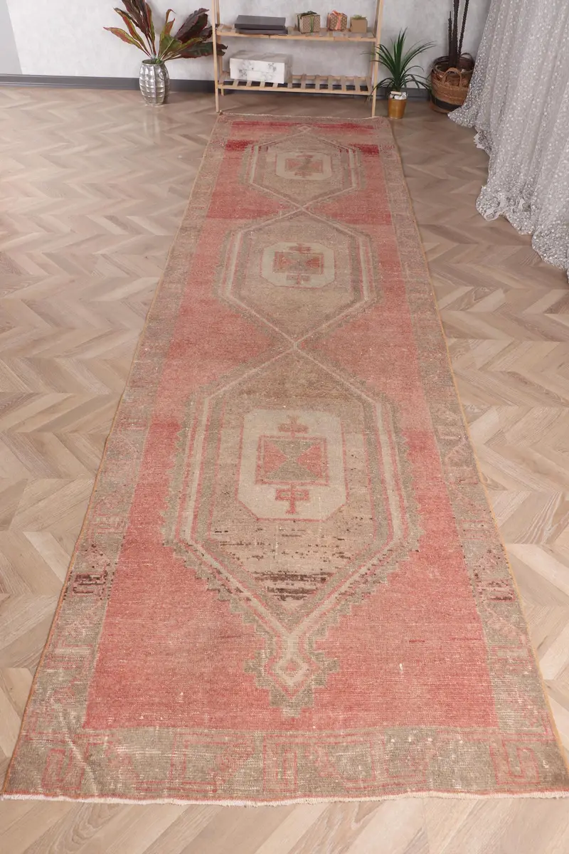 El Yapımı Kırmızı Halı, 0,3x13,4 ft Geometrik Çiçek Desenli