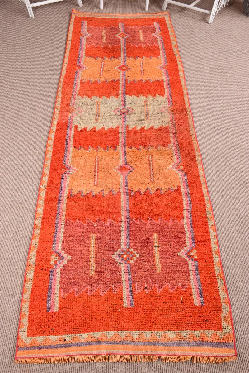 Vintage Türk Halısı, Yolluk 3.2x11.3 ft (98x345 cm) Halı, Turuncu Çiçekli Yün Halı - 1