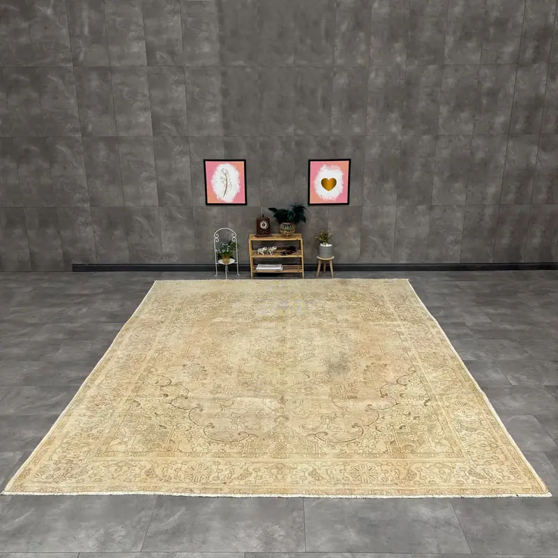9.9x12.1 ft Turkish Vintage Rug, Oversize Rug, Oushak Beige Wool Rug - 1