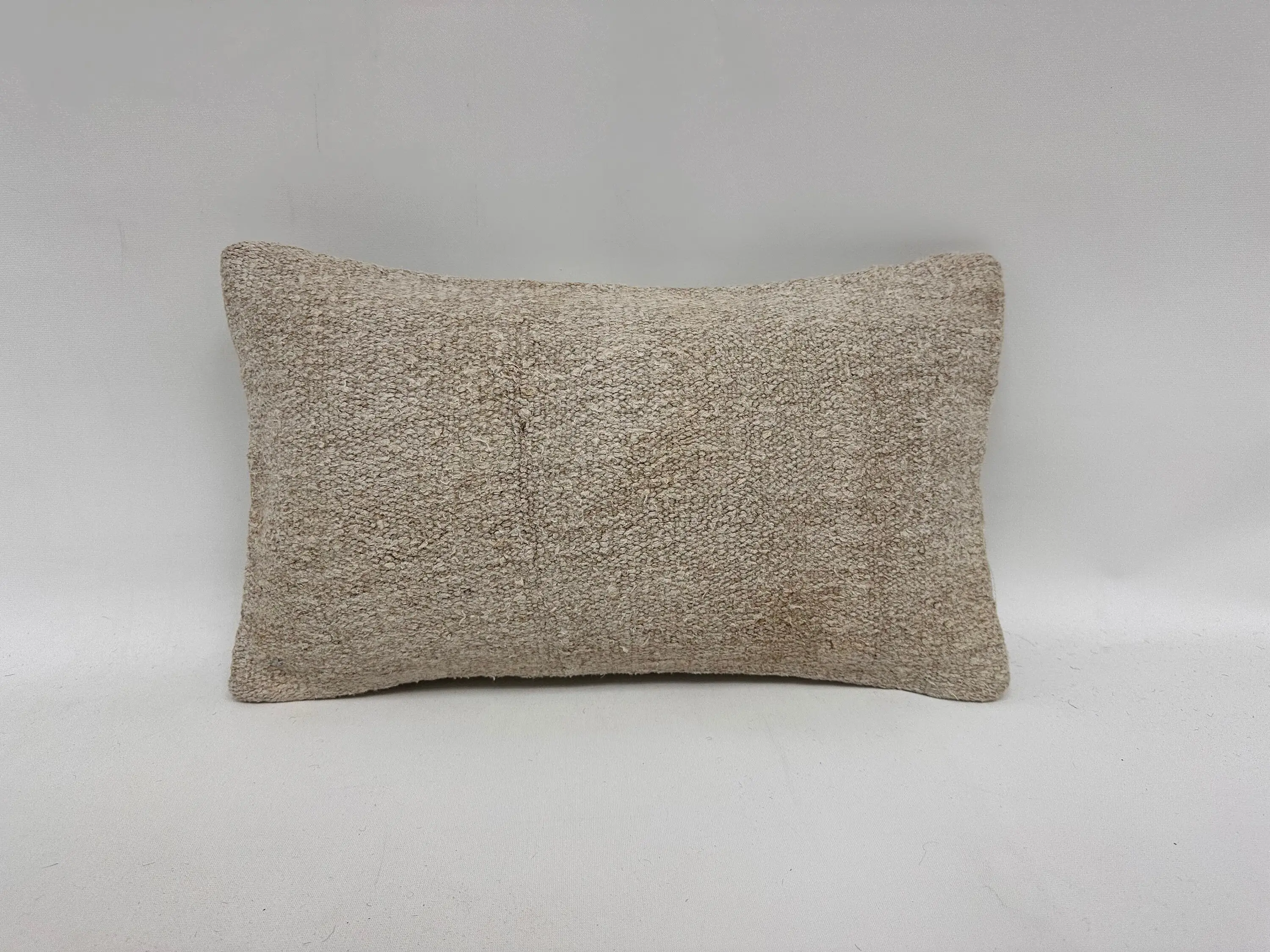 手作りの南西に刺繍された枕、12x20インチの装飾枕 - 1