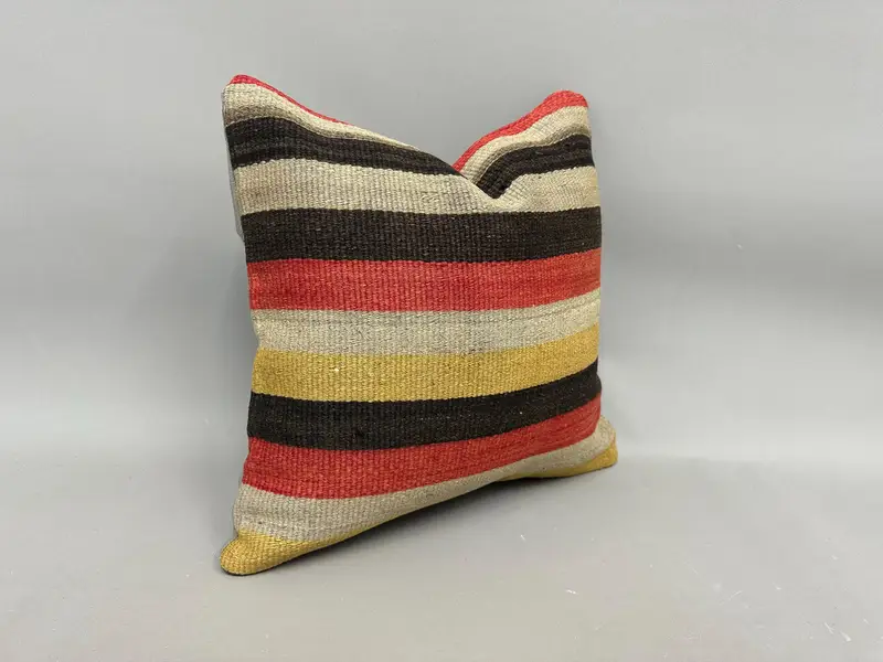 Handwoven Pillow Cover Pillow Cover, Gift Pillow, Kilim Pillow Cover, Cushion Case, Boho Pillow Sham Cover, 18x18 Red Pillow Cover - 2