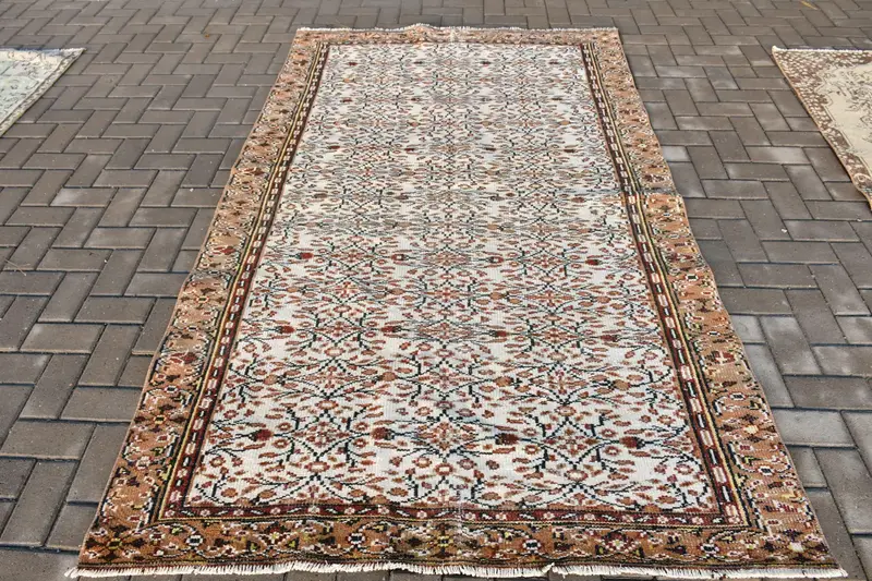 4.9x8 ft Halı, Vintage Türk Halısı, Kahverengi Beyaz Patchwork Yün Halı - 1