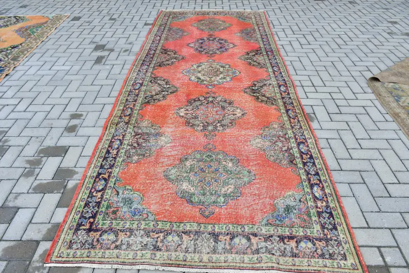 Türk Vintage Runner Halısı 4.8x12.3 ft, Kırmızı Mavi Çiçekli Halı - 1