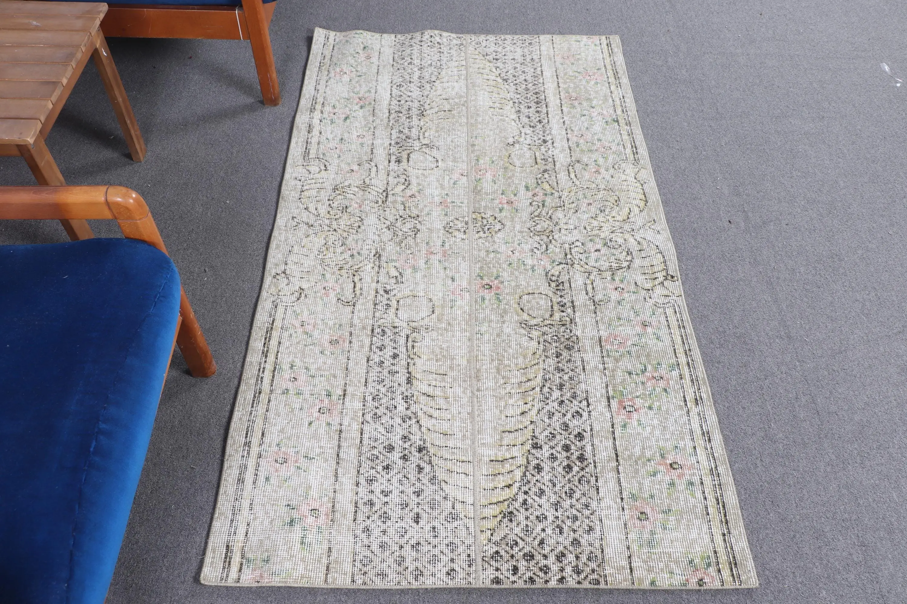 3.1x5.5 ft Rug, Vintage Rug, Turkish White Wool Floral Rug - 1