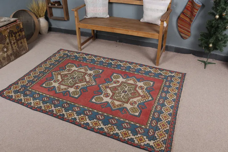 エレガントなピンク&ブルーのオリエンタルラグ、4×6フィートのシックな装飾