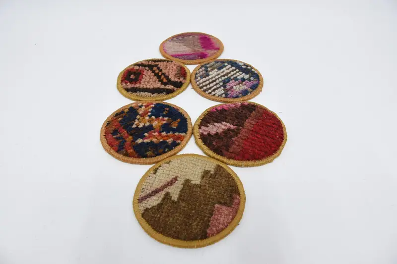 Bohemian Yuvarlak Bardak Altlığı Takımı, Kırmızı ve Bronz Bardak Altlıkları